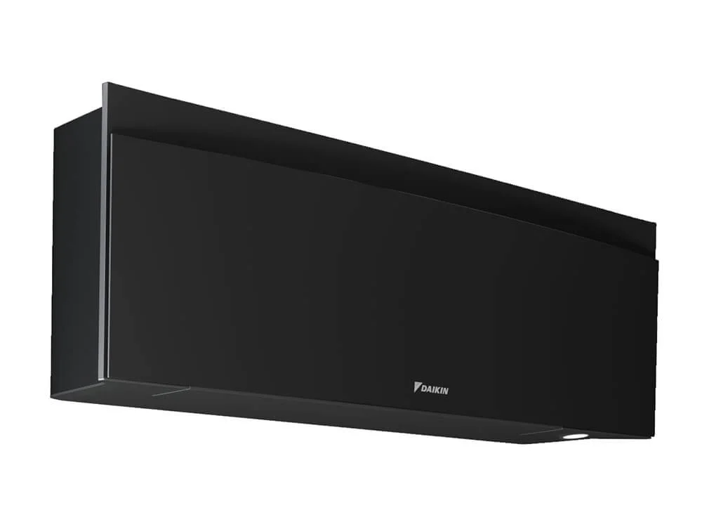 Nová Emura v matnej čiernej 2,5 kW