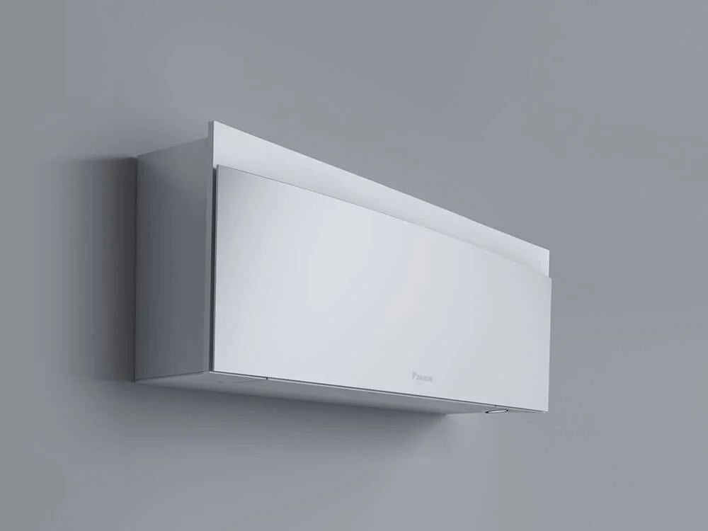 Nová Emura v matnej bielej 5,0 kW